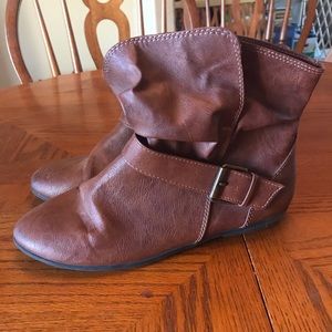 flat booties wide width